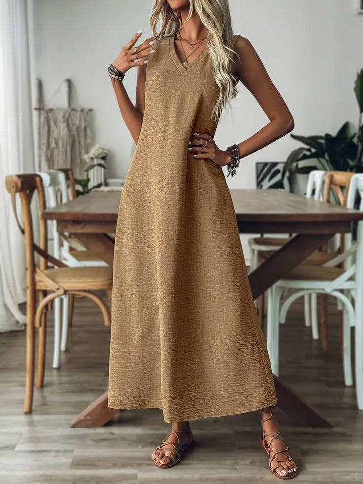 Nora – Vintage V-Neck Dress