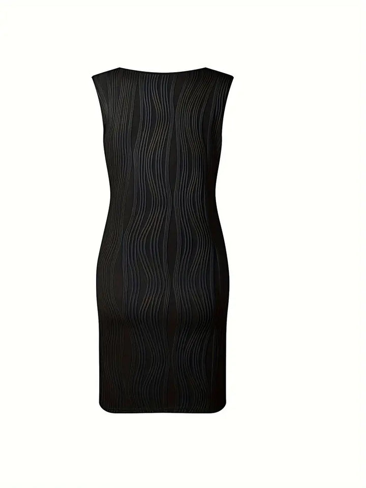 Vera - Sleeveless mini dress with V-neckline