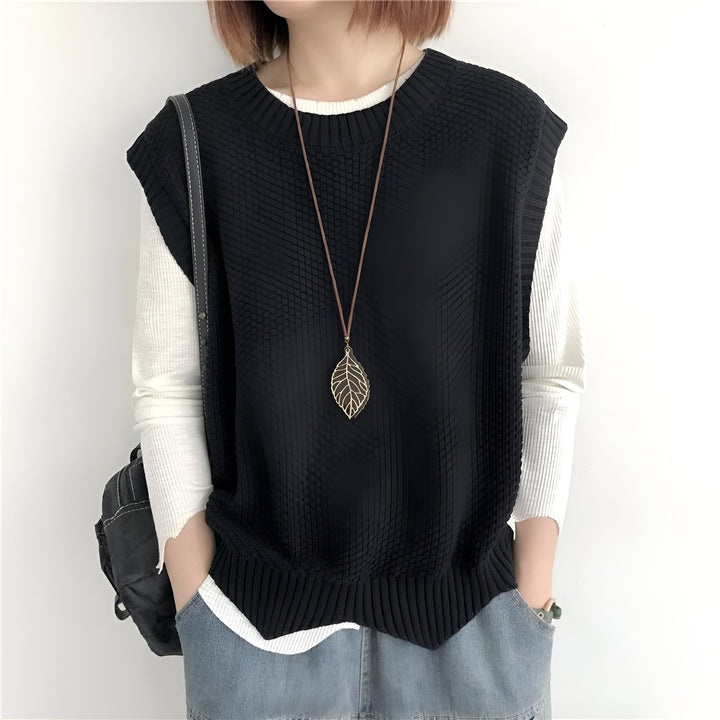 Myra - Elegant and Modern Vest