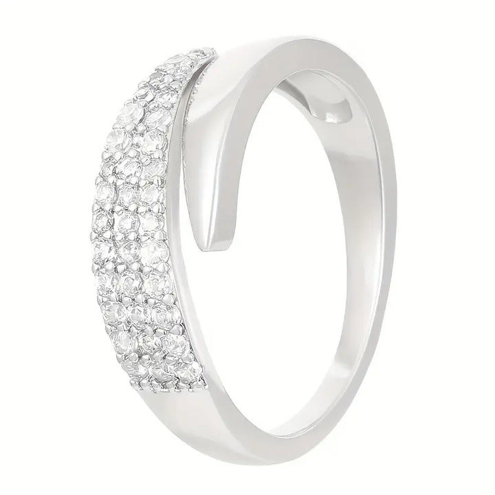 Annalise - Elegant Split Band Ring