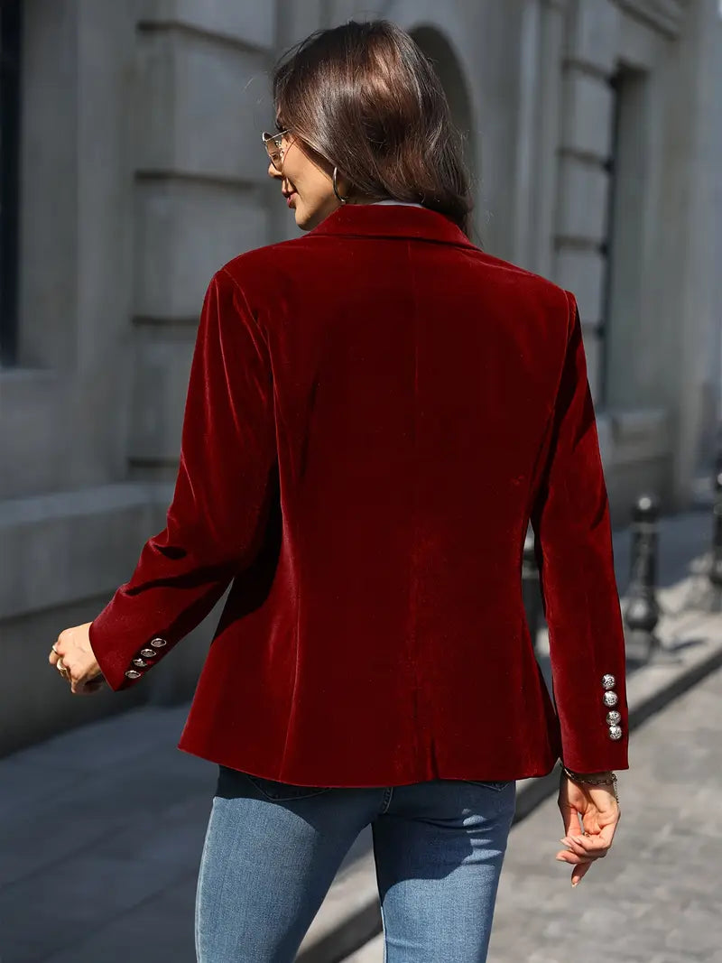 Nicola – Elegant Velvet Blazer