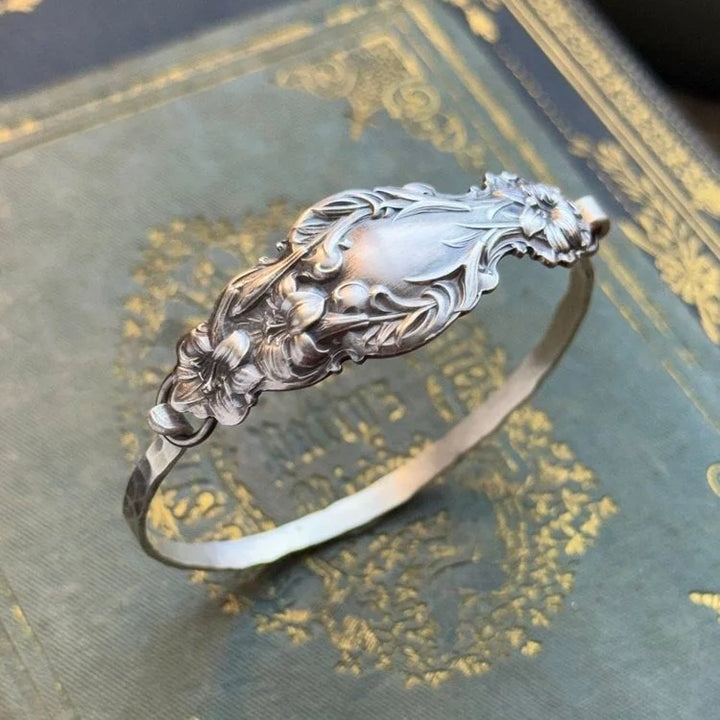 Delyth - Engraved Silver Bracelet