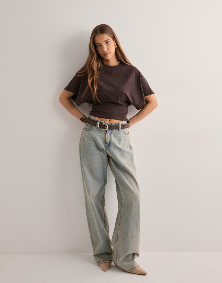 Zara – Wide-Sleeved T-Shirt