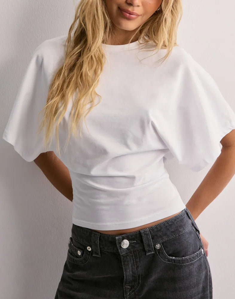 Zara – Wide-Sleeved T-Shirt